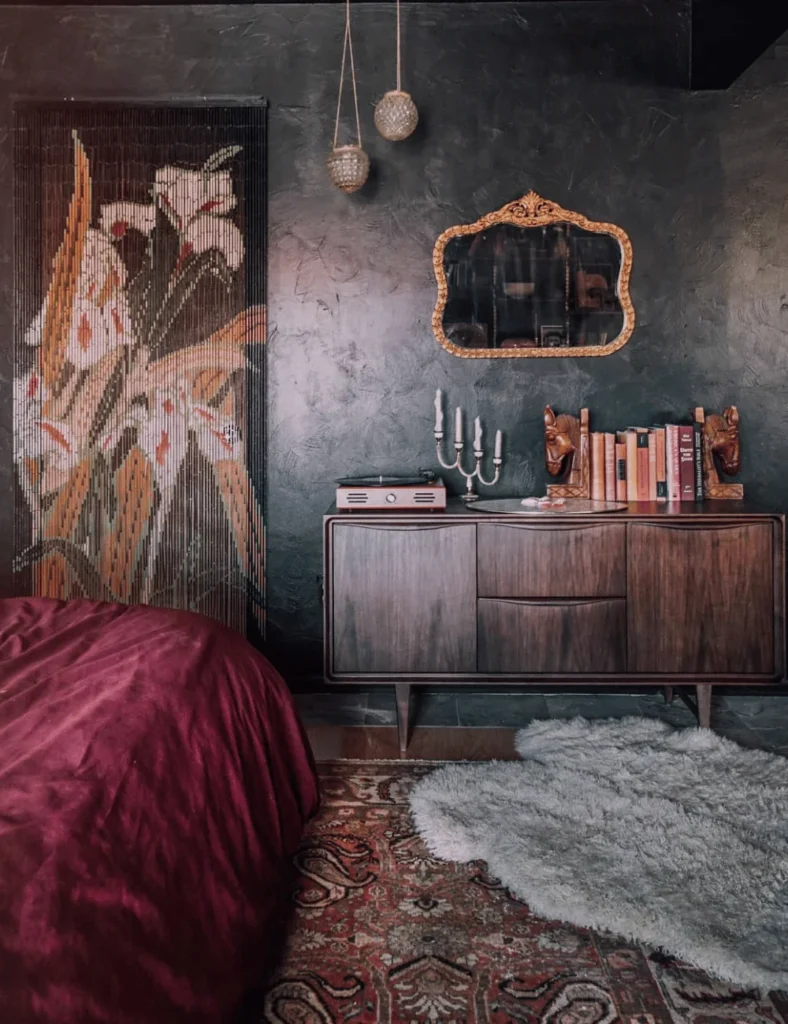 dark romantic bedroom idea