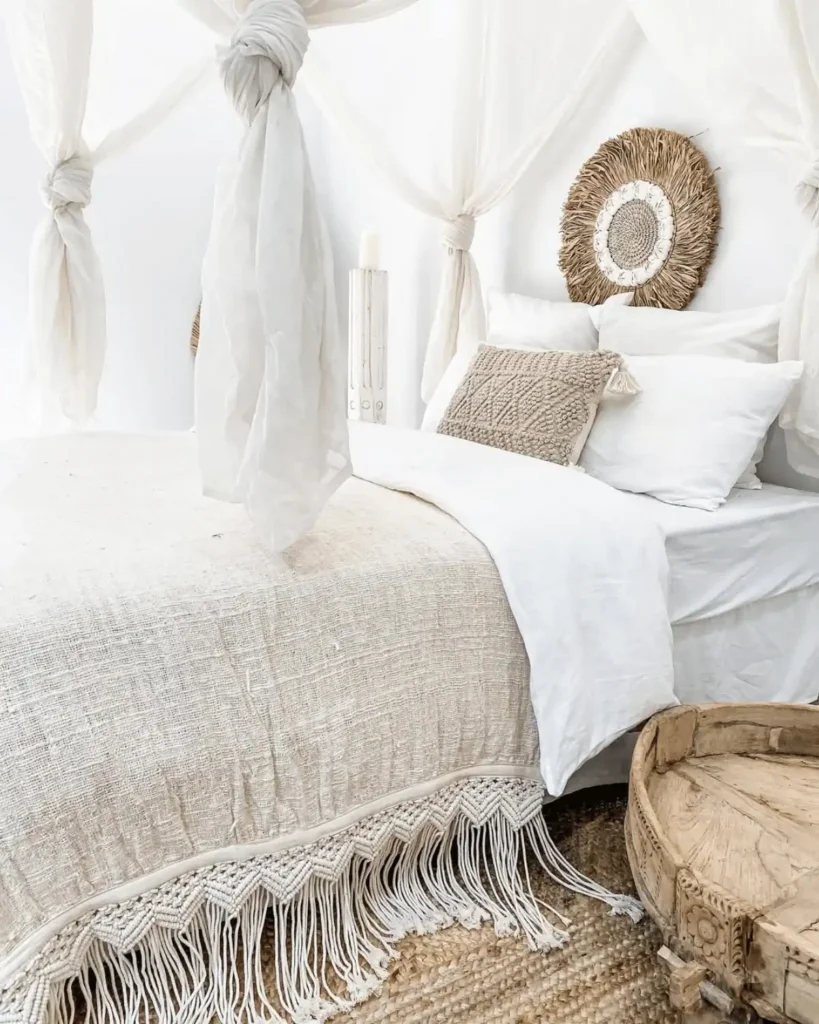 boho coastal bedroom idea