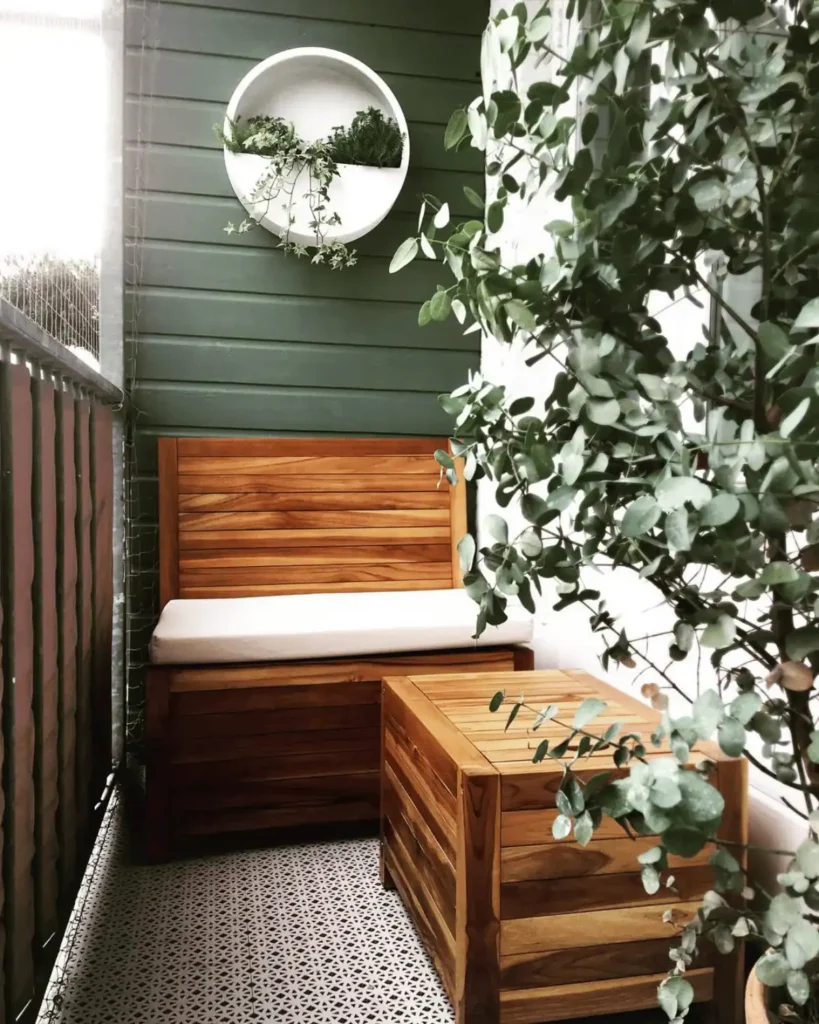 tiny apartment patio idea