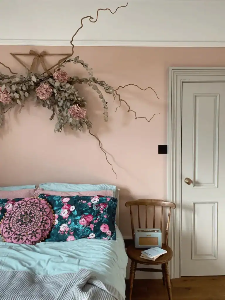 pastel-pink-bedroom