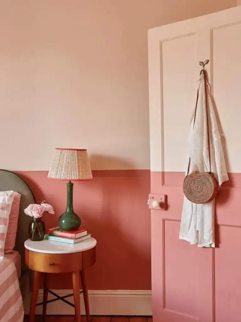 two-tone-wall-pink-bedroom