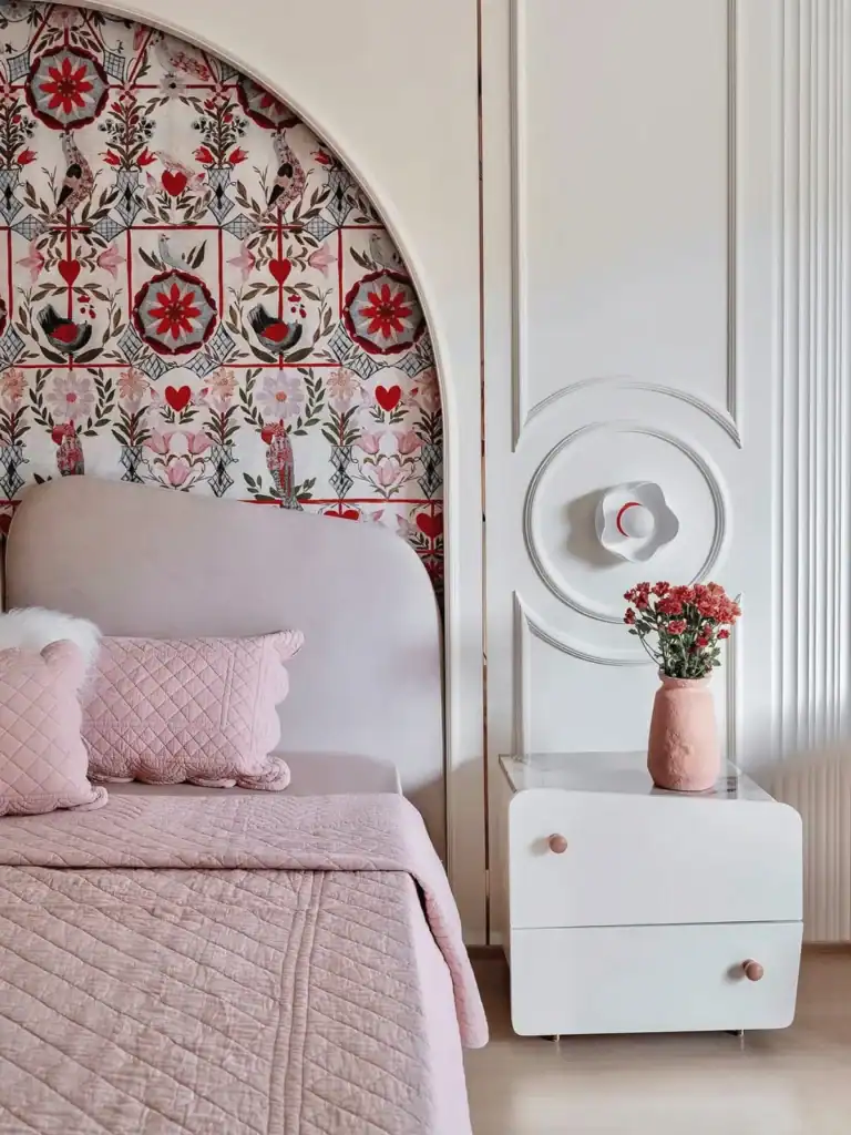 white-and-pink-bedroom