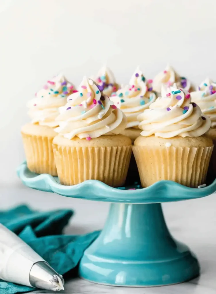 summer vanilla cupcakes