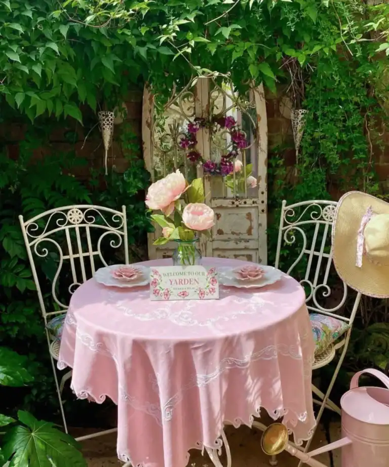 feminine garden nook ideas