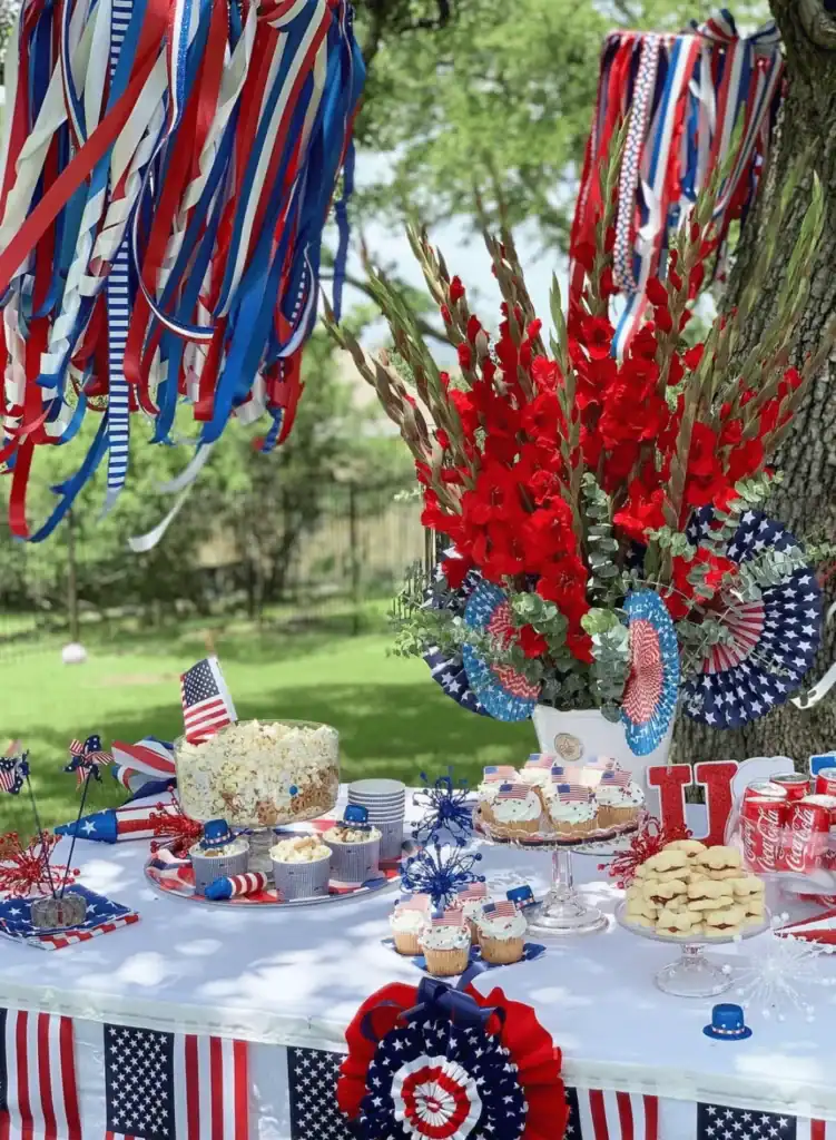 4th-of-July-Tablescape-Ideas