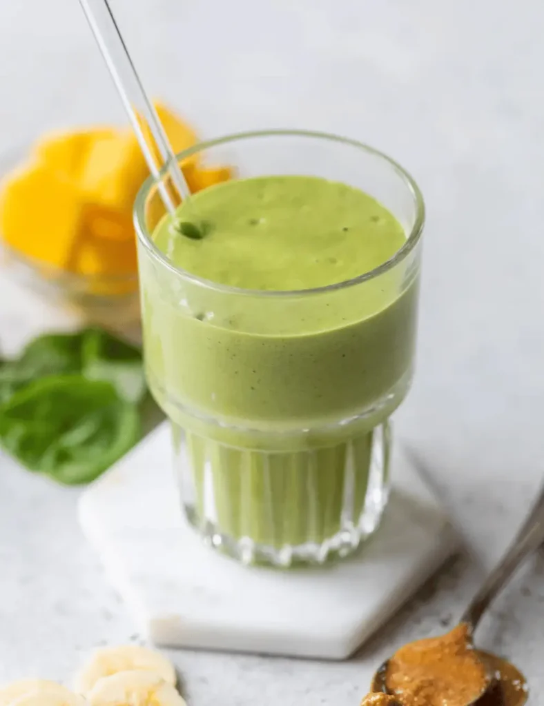 Green smoothie. energy-boosting smoothie recipes