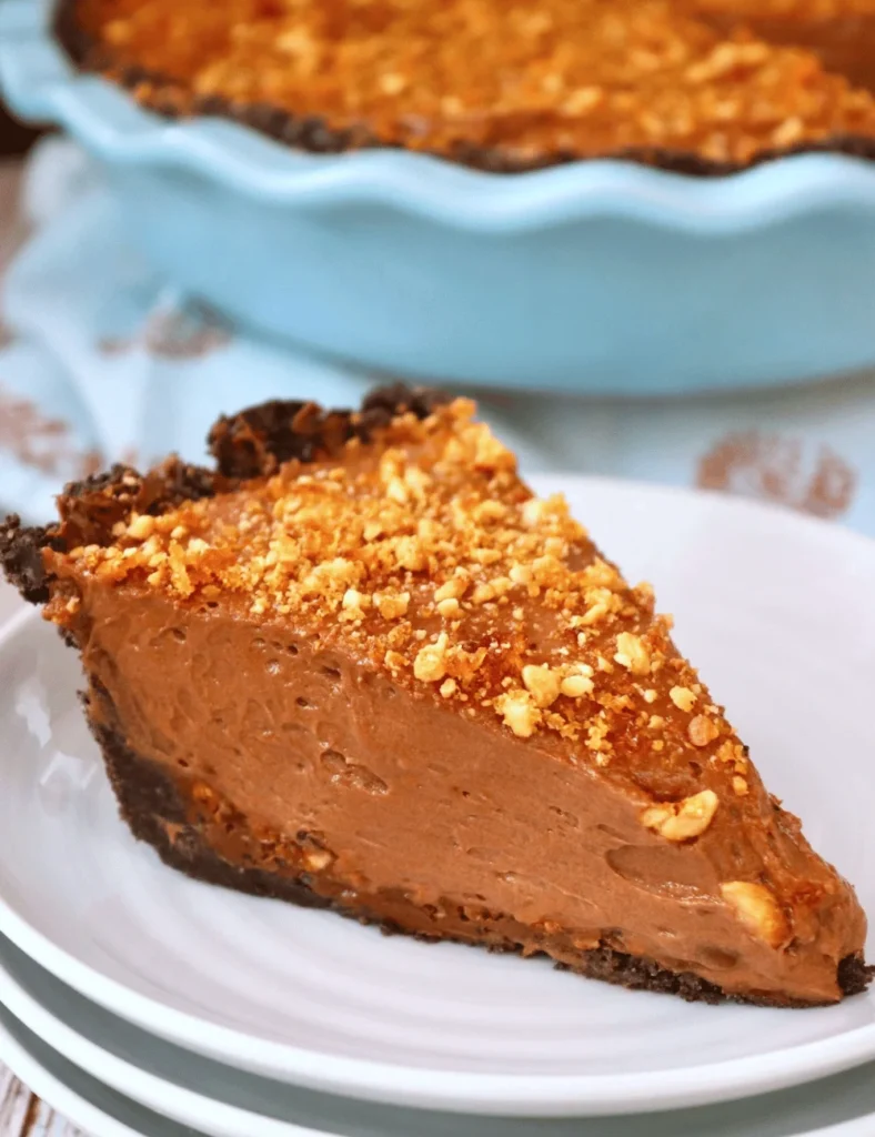 No-Bake Nutella Pie with Hazelnut Praline. christmas pie recipes