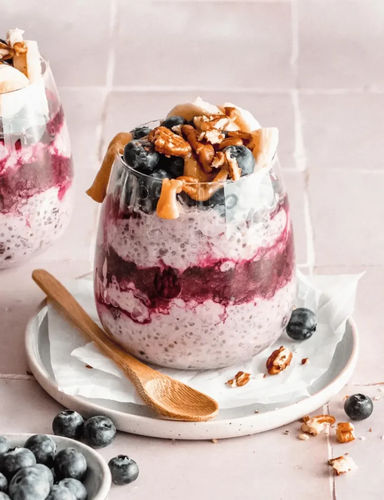Overnight Oats with Frozen Fruit