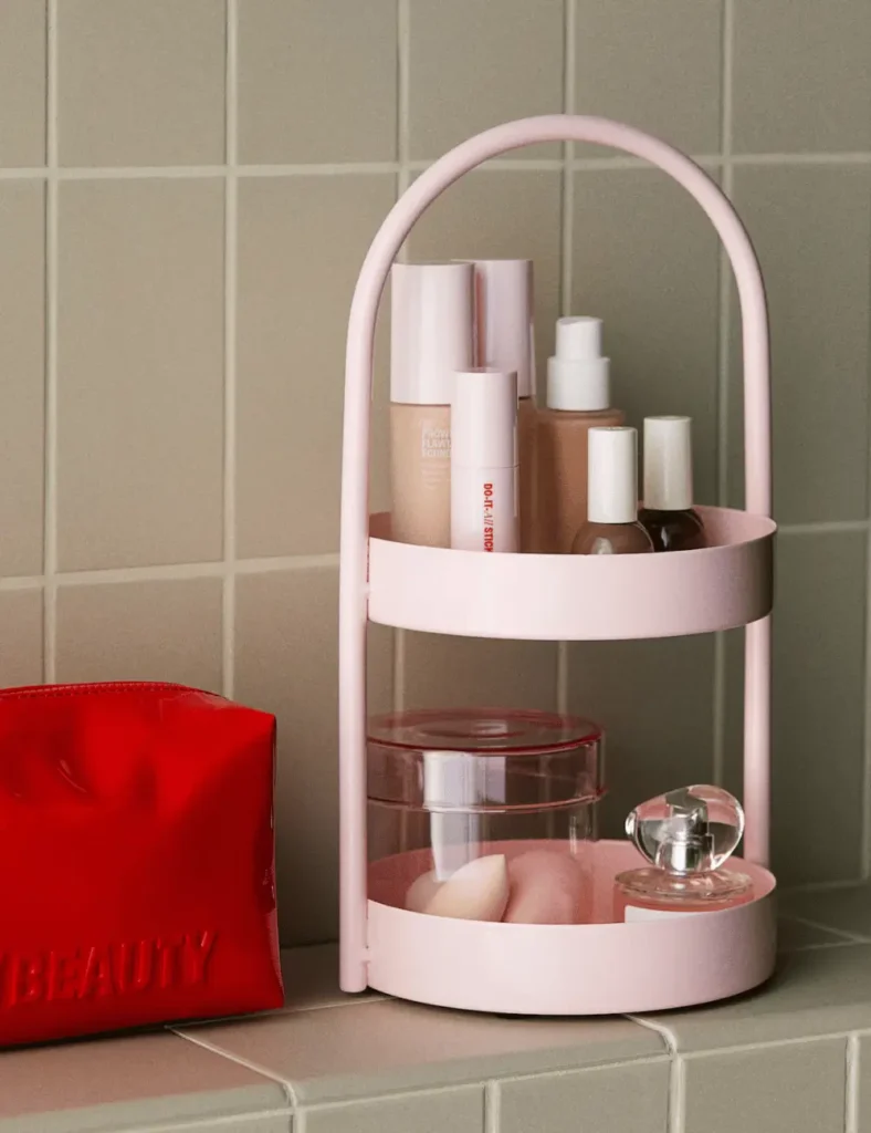 Two-tiered Tray in Light Pink