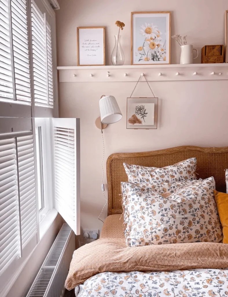 peg rail stroage ideas for small apartments