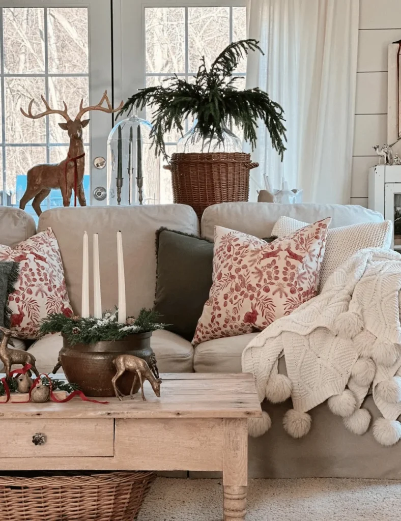 Christmas coffee table decor ideas (2)