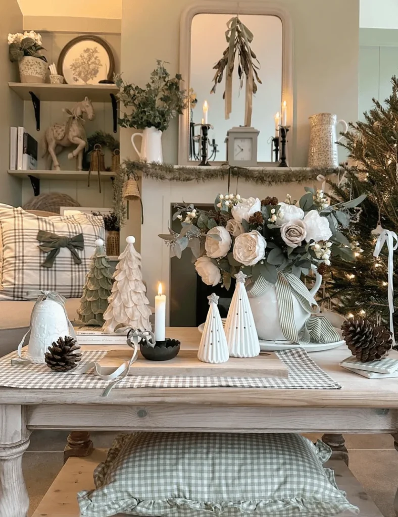 Christmas coffee table decor ideas