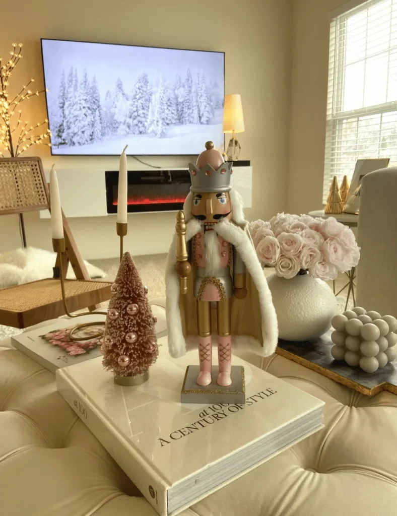 Christmas coffee table decor ideas