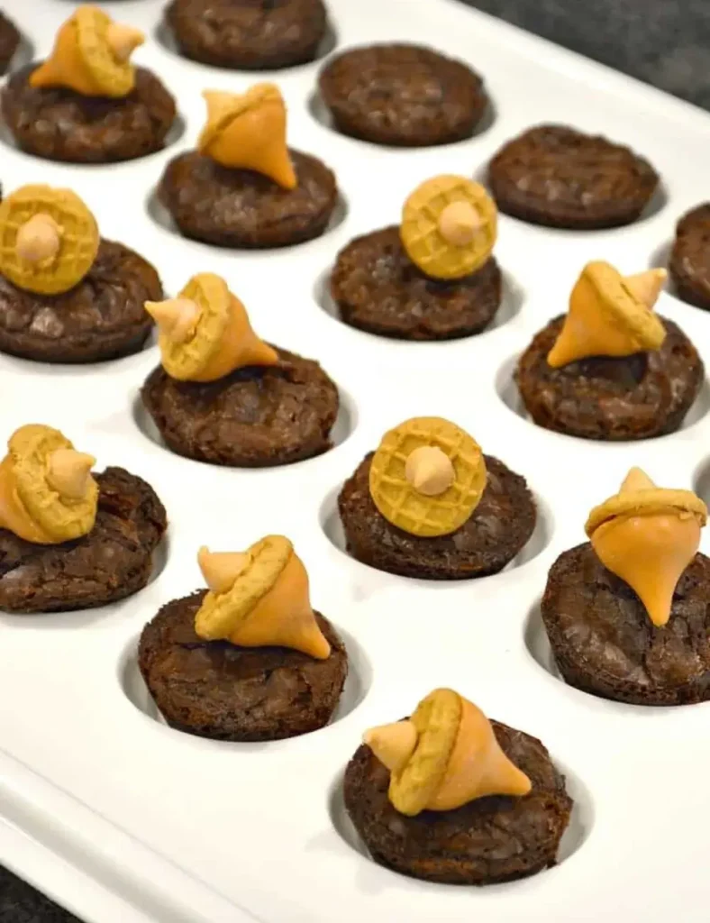 Thanksgiving Brownie Cups. thanksgiving brownies