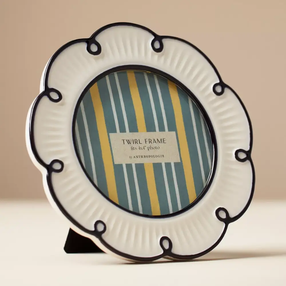 Twirl Ceramic Picture Frame