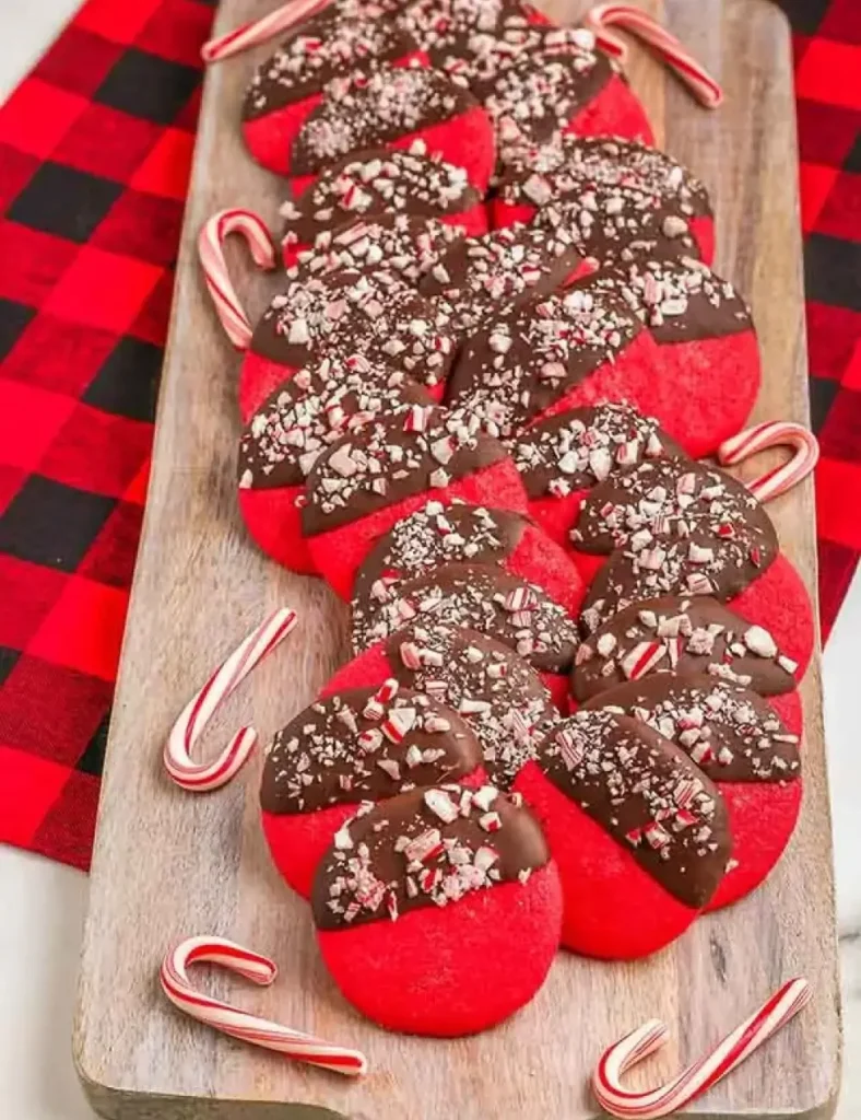 Chocolate Dipped Peppermint Cookies. Christmas Peppermint Desserts