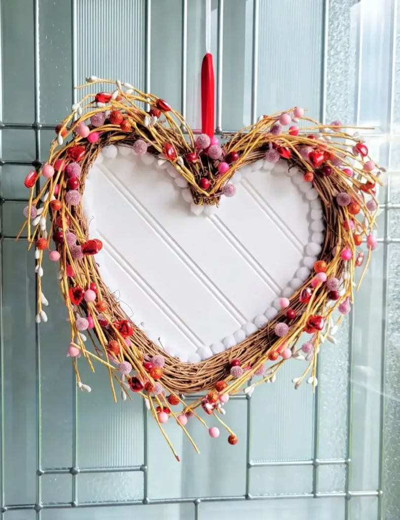 DIY Valentine’s Day Wreath. DIY Valentine's Day Wreath Ideas
