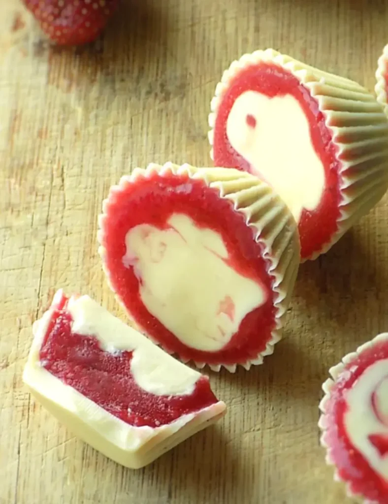 Frozen Strawberry and White Chocolate Cups