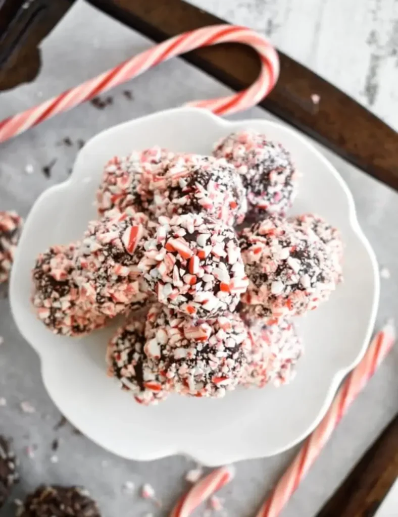 Peppermint Hot Chocolate Bombs. Christmas Peppermint Desserts