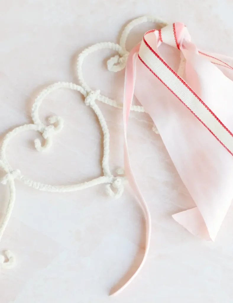 Pipe Cleaner Love Heart Garland