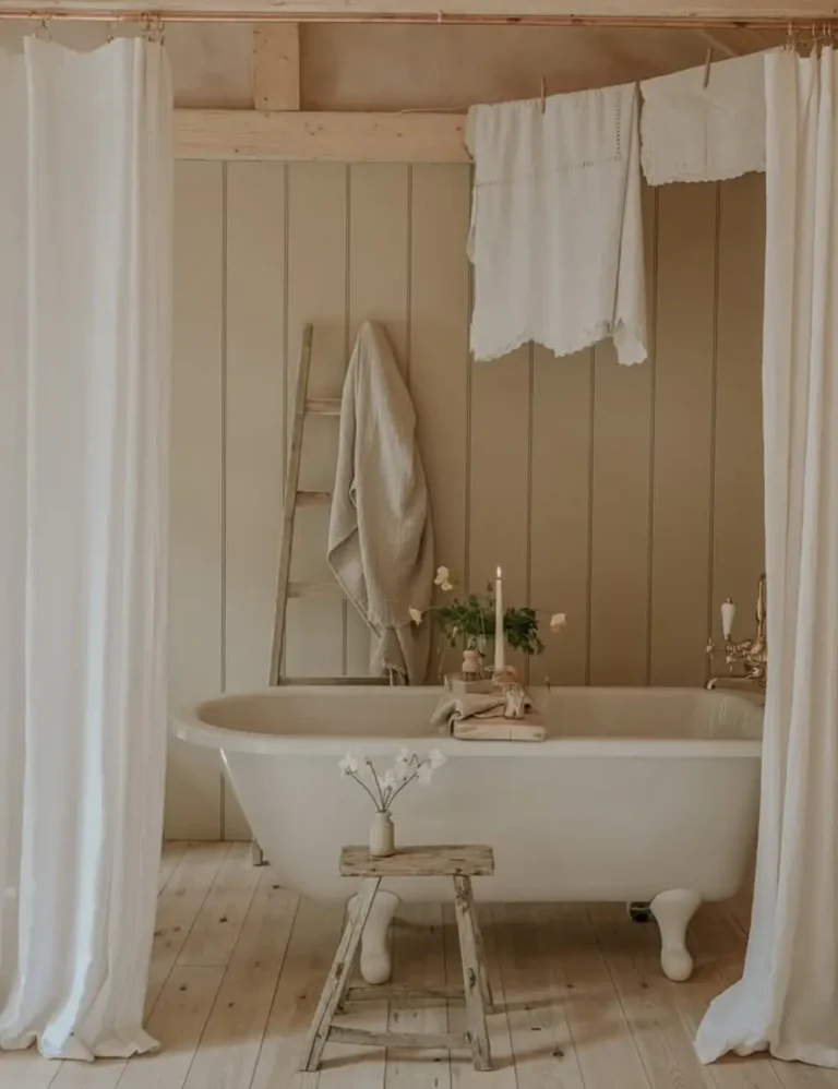Add-Wooden-Ladder-Storage.-Farmhouse-Bathroom-Ideas