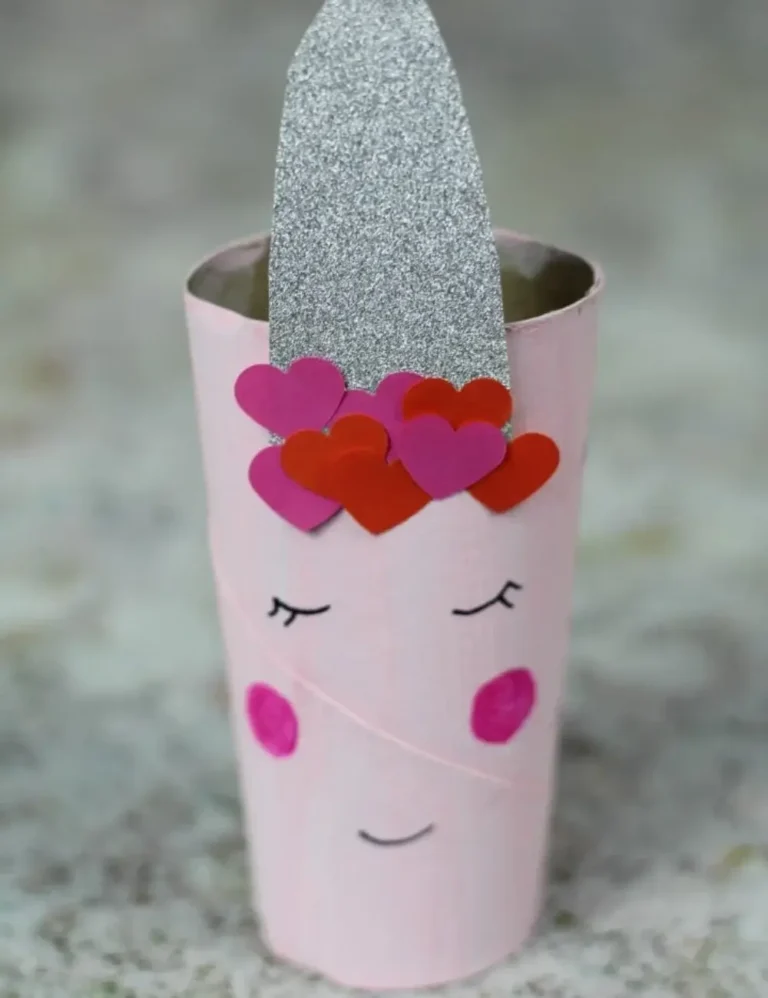 Unicorn-Valentines-Day-Craft-768x998