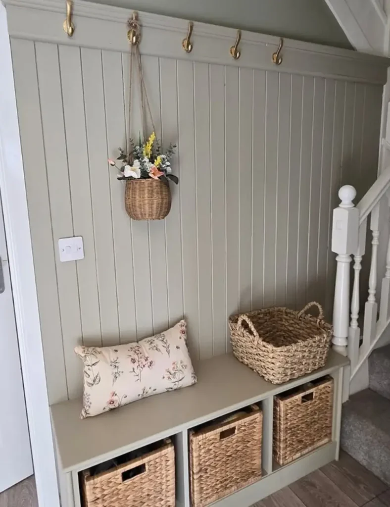 grey-cottage-Entryway-Bench