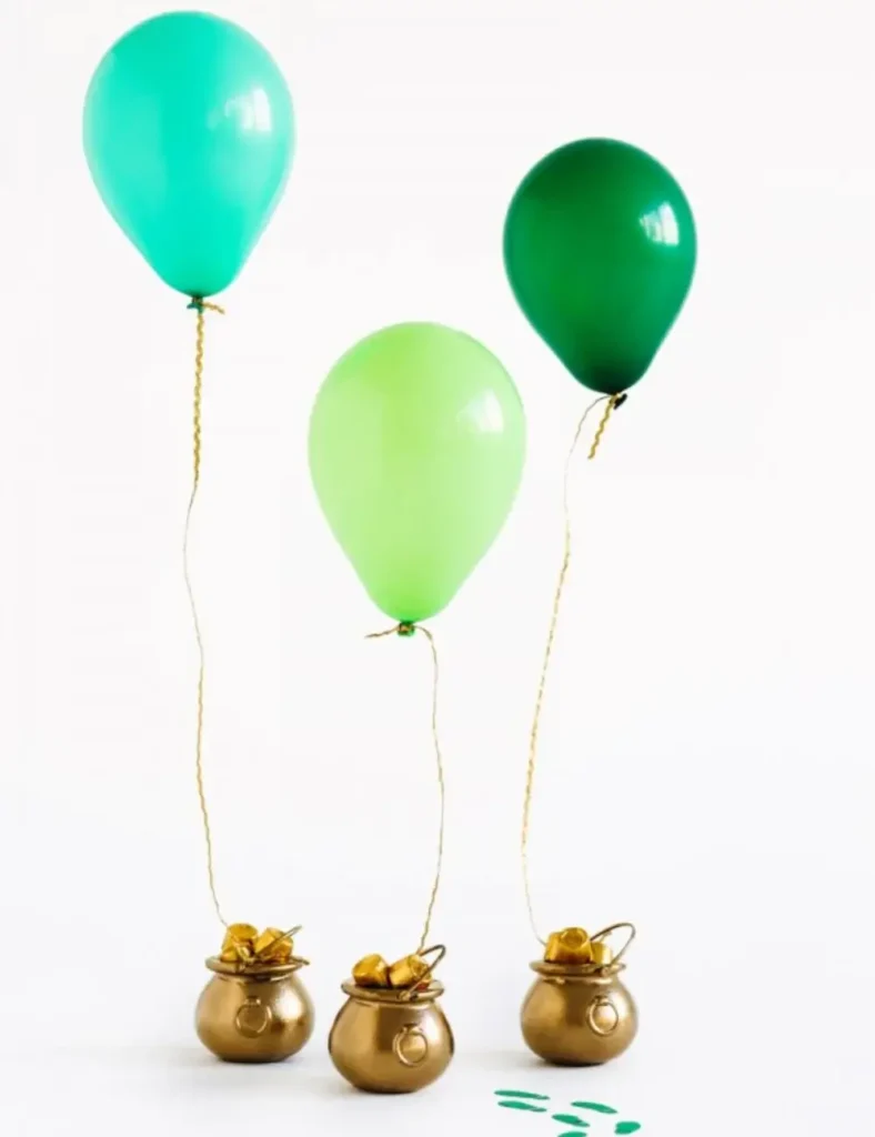 DIY Pot of Gold Balloon Surprises