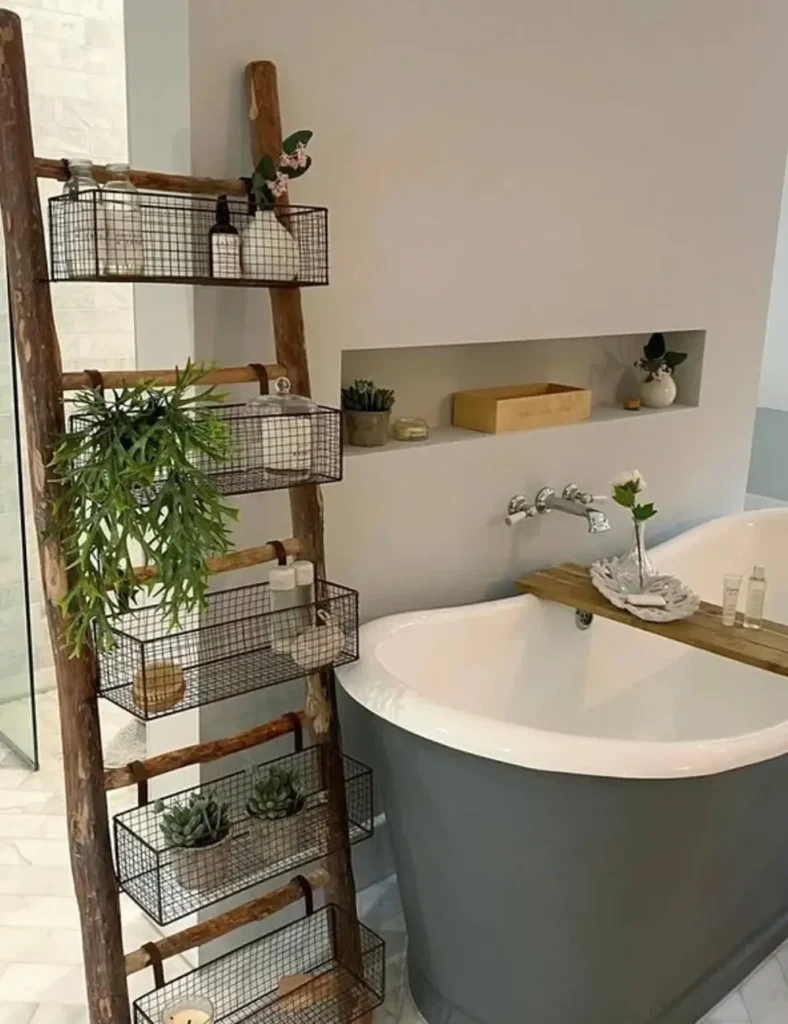 Farmhouse Ladder Decor Ideas