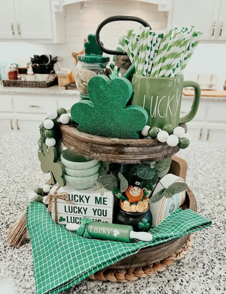 GREEN st patrick's day tiered tray decor ideas