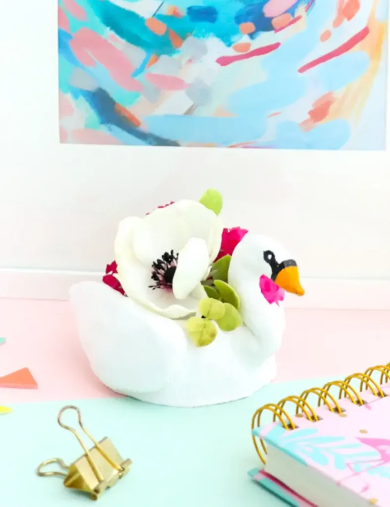 Mini Swan Pool Float Vase