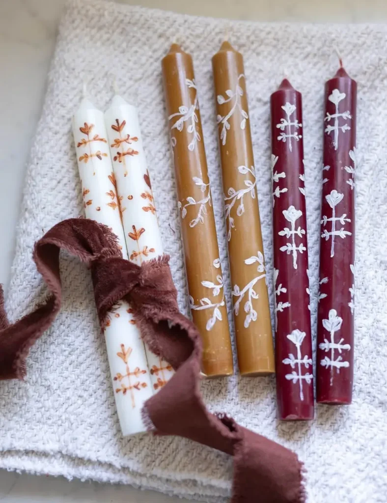 Minimal Botanical Linework candles