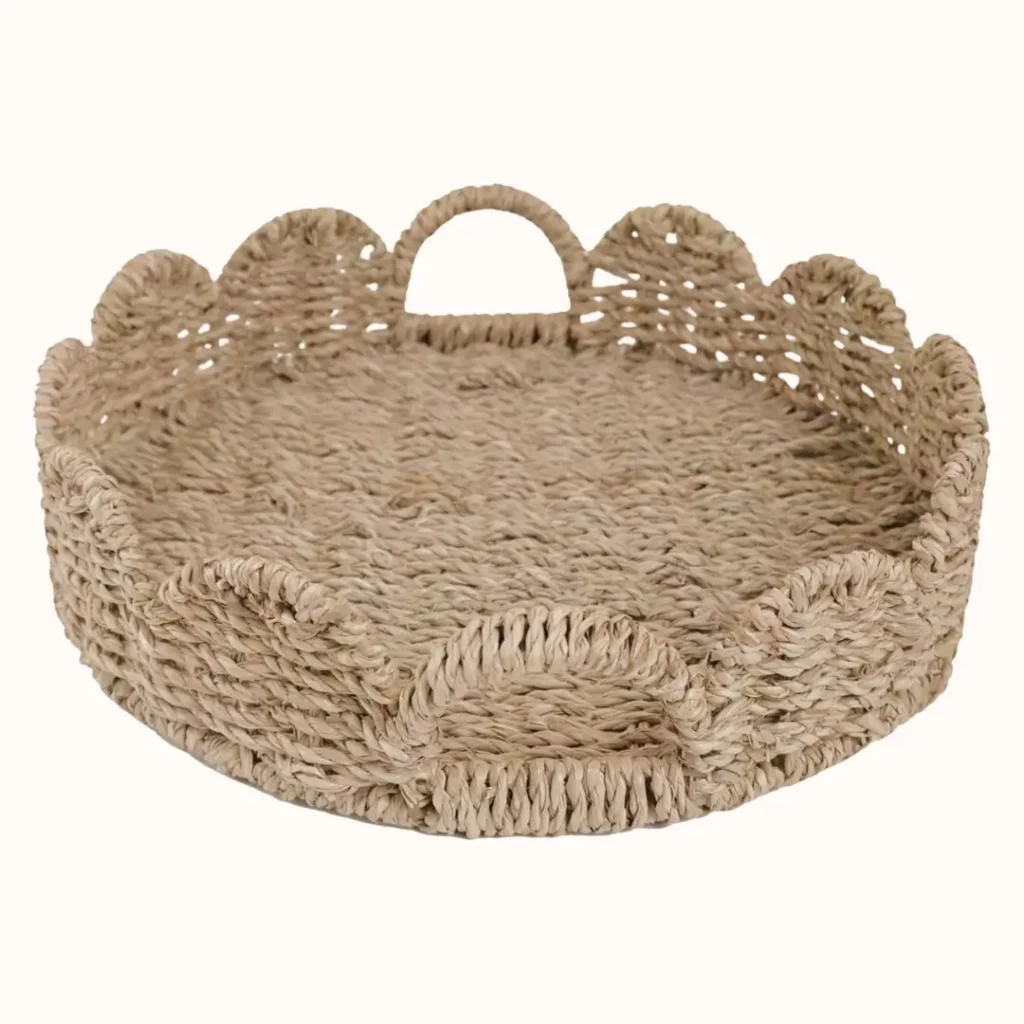 Seagrass Scalloped Tray