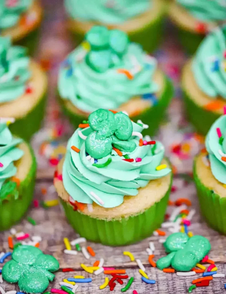 St. Patrick's Day Cupcake Ideas