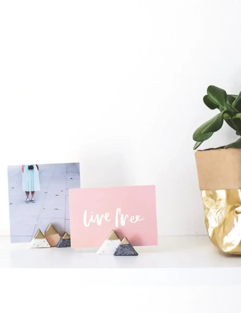 diy clay photo holder