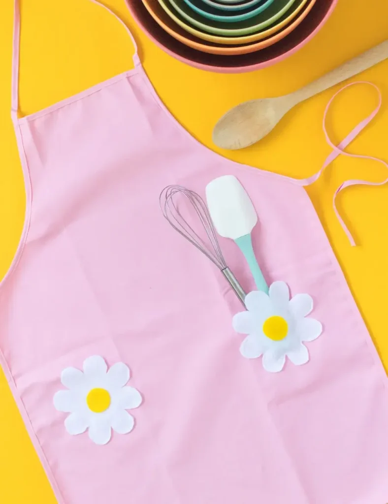 DIY Floral Pocket Apron