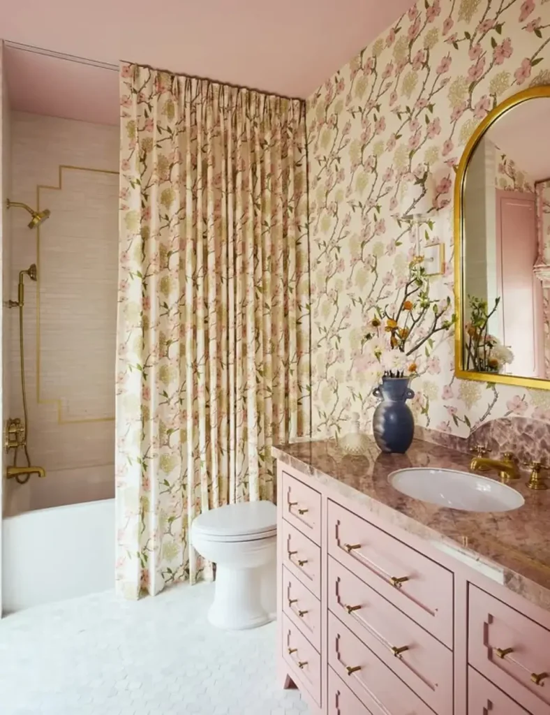 Peachy Bathroom Wall Decor Ideas