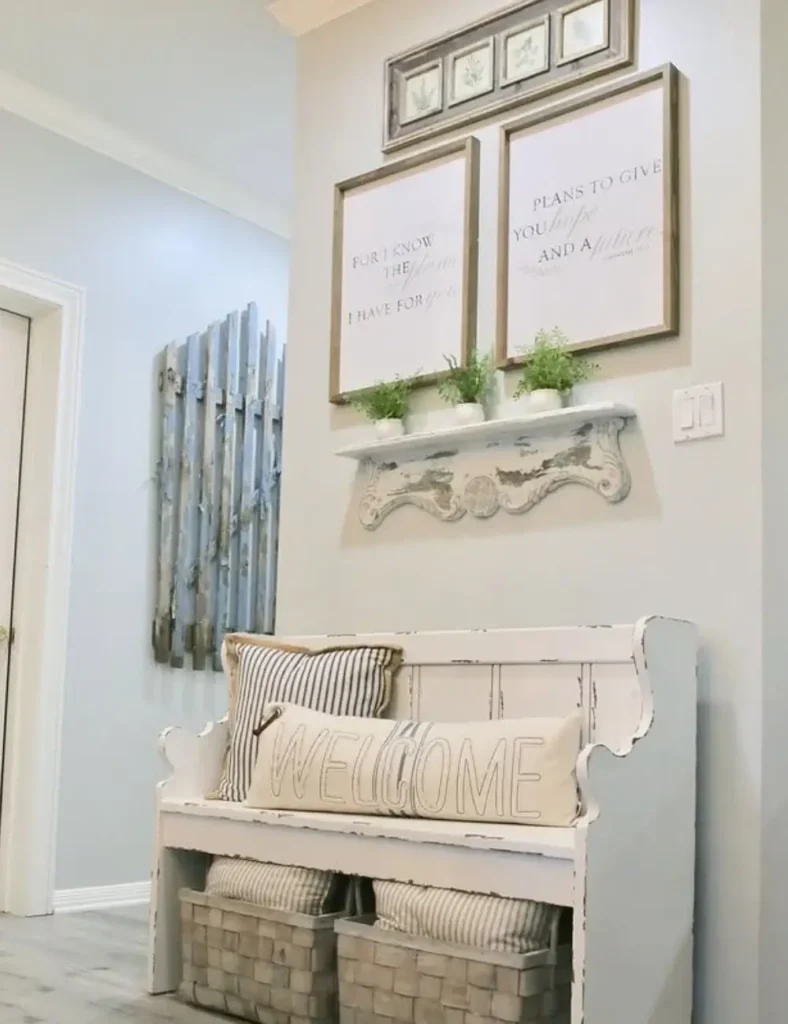 Shabby-chic-Entryway-Bench-Ideas