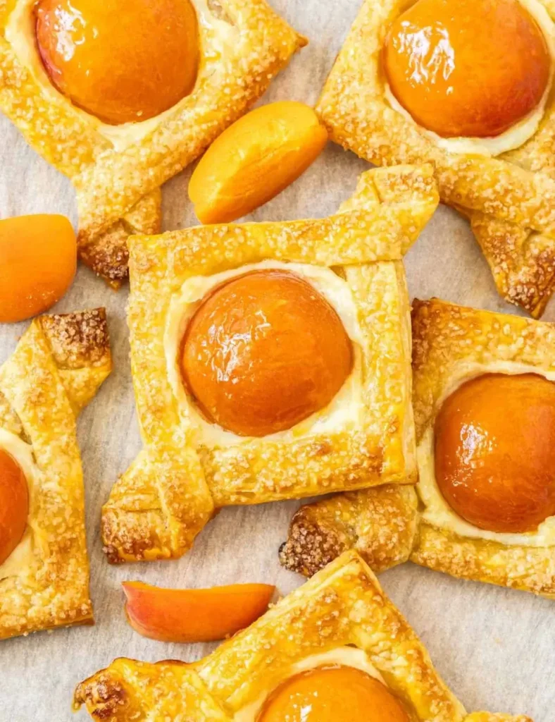 Apricot and Cream Cheese Puff Pastry. Apricot Dessert Recipes