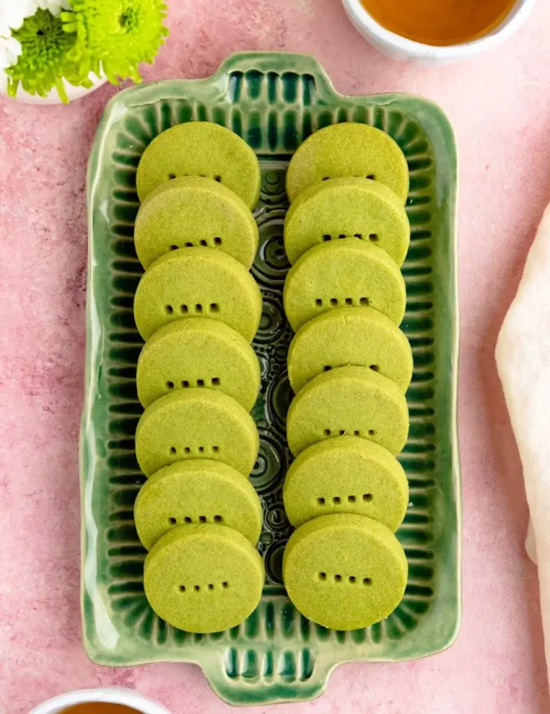 Buttery Matcha Shortbread Cookies
