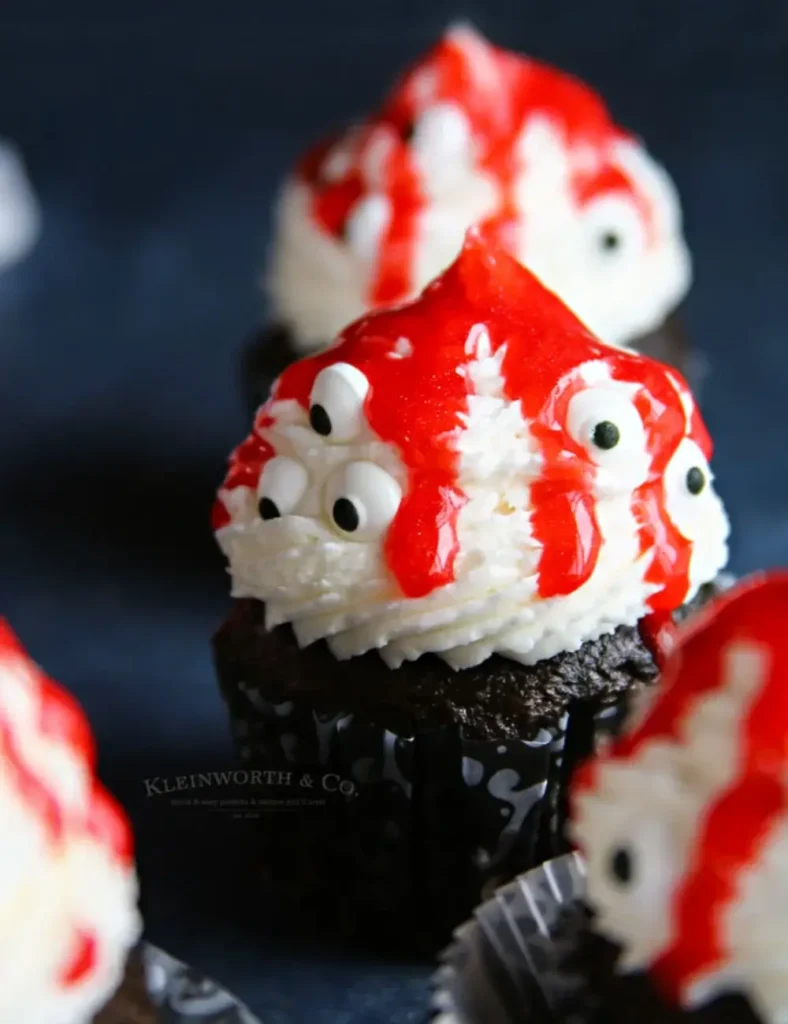 Ghoulish Cupcakes. Halloween Desserts