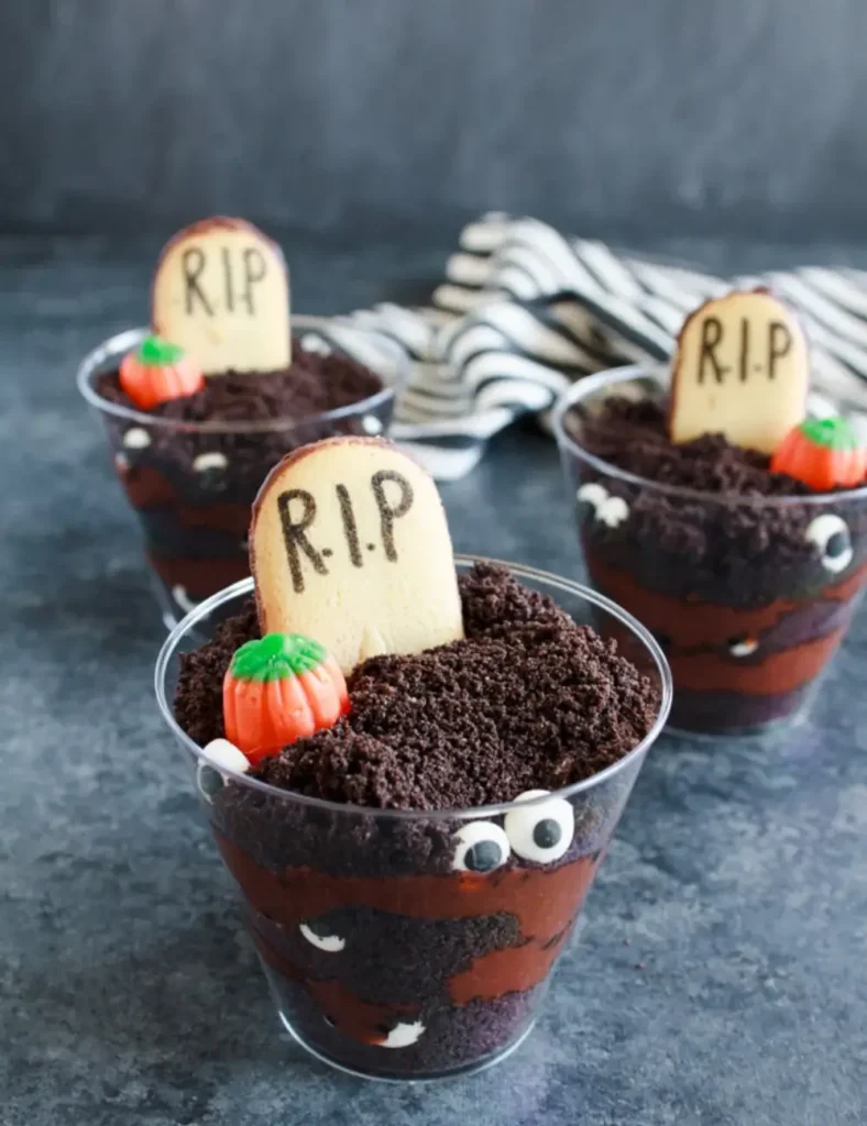 Graveyard Pudding Cookie Cups. Halloween Desserts