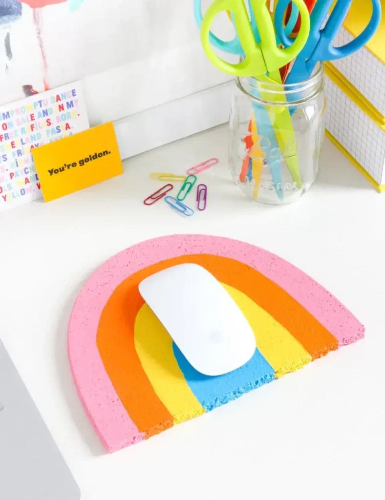 Rainbow Mouse Pad. DIY Desk Decor Ideas