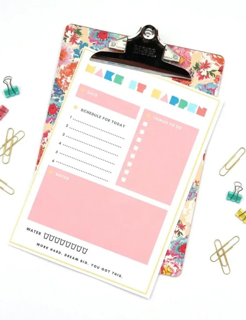 Wrapping Paper Covered Clipboard. DIY Desk Decor Ideas