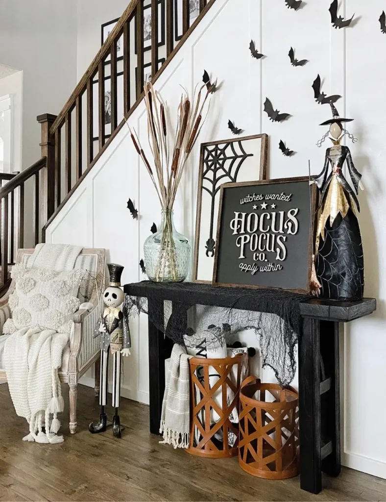 Halloween Entryway Decor Ideas