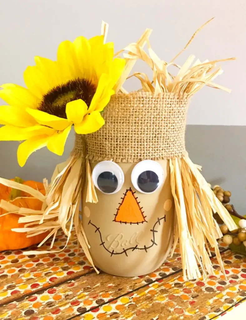Scarecrow Mason Jar. DIY Fall Mason Jar Crafts