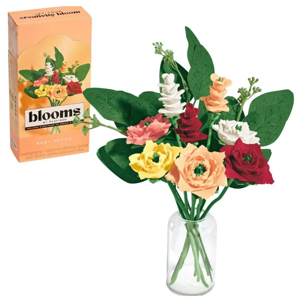 Rosy Petite Flower Bouquet Kit by Hasbro